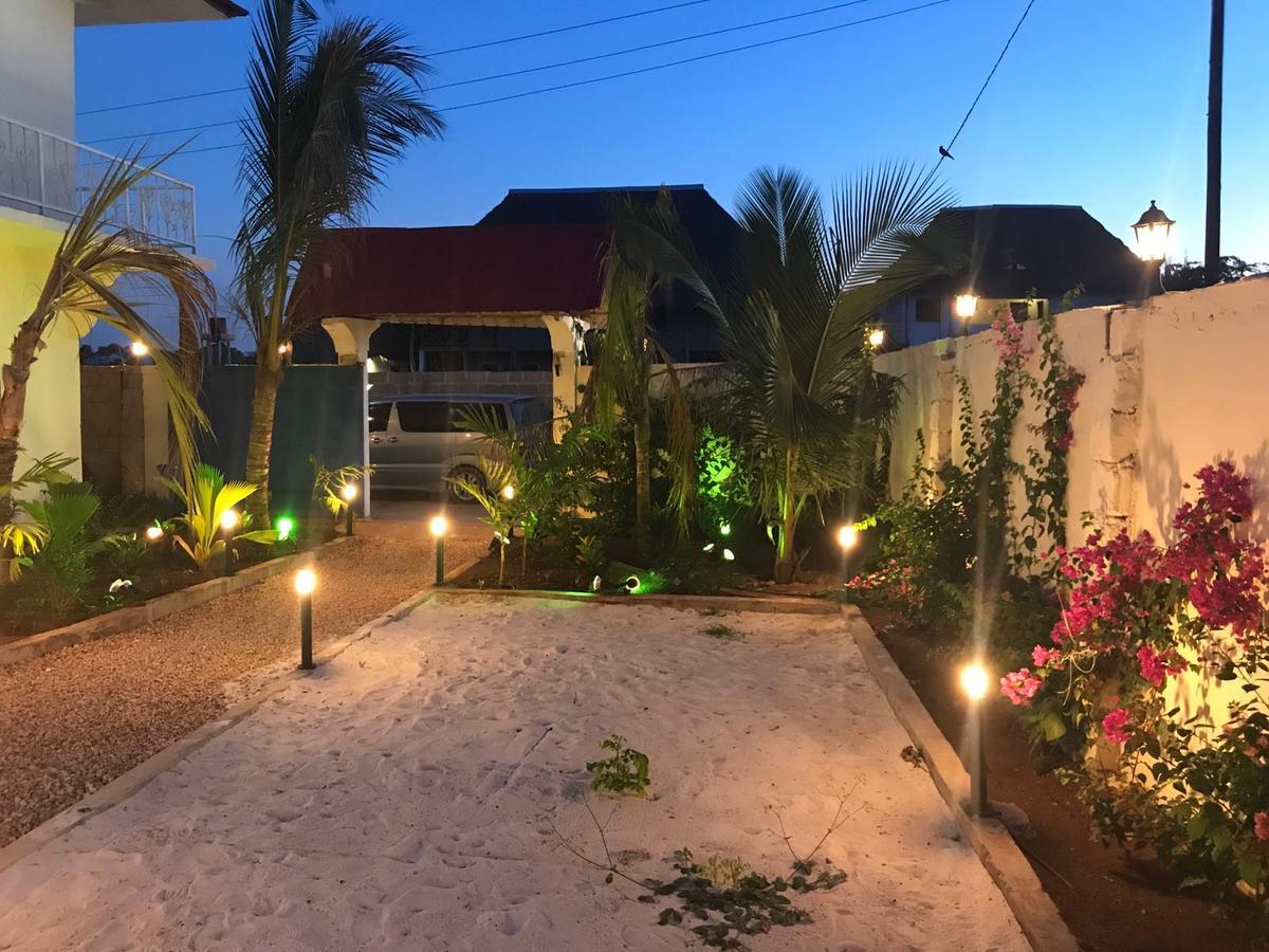 Ocean Dream Beachside Hotel 南威 外观 照片